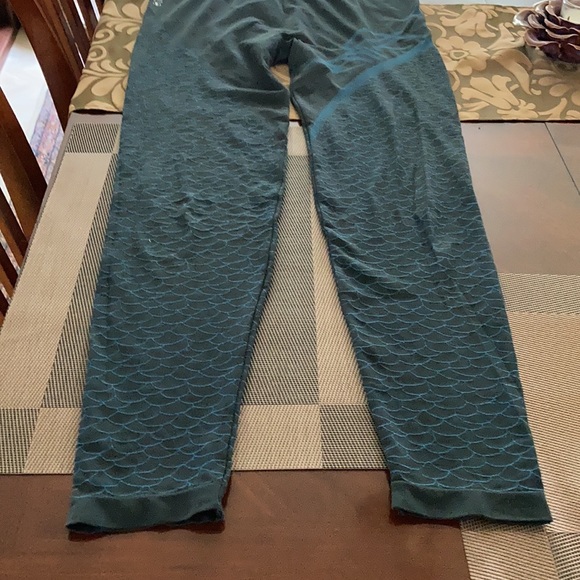 Very soft and feminine. - Picture 1 of 1